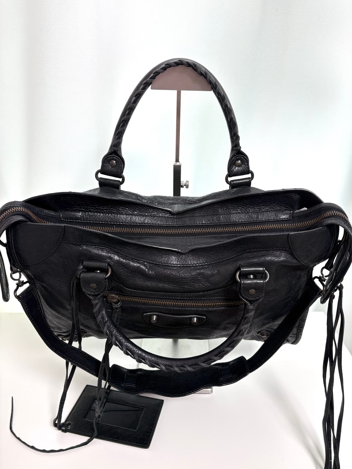 발렌시아가 시티 모터백 블랙 상품이미지6