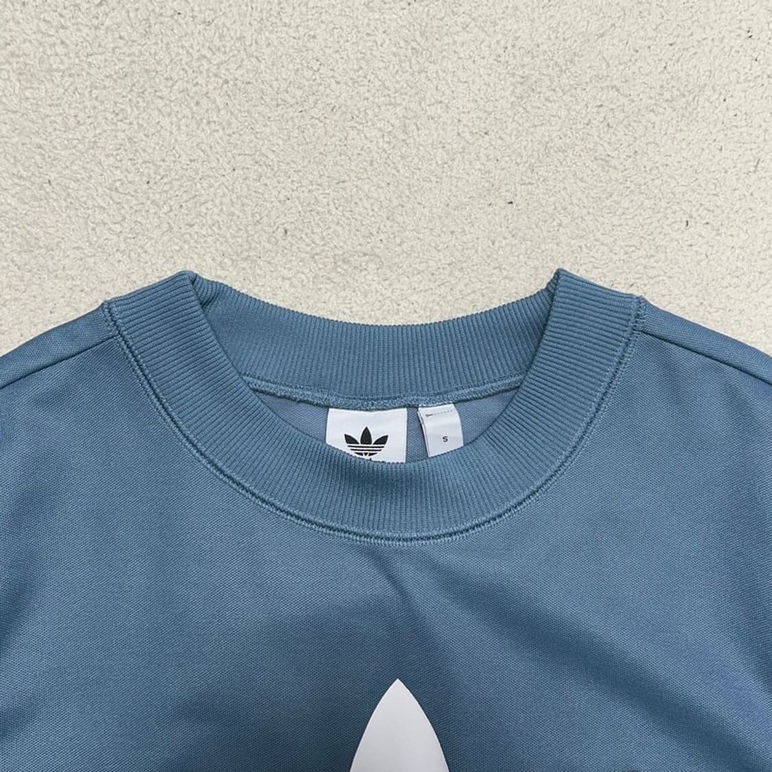 아디다스 오리지널스 컨아웃 숄더 맨투맨 S 상품이미지5