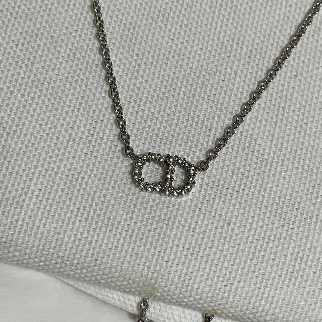 디올 클레어디룬 cd 목걸이 풀박스 상품이미지4