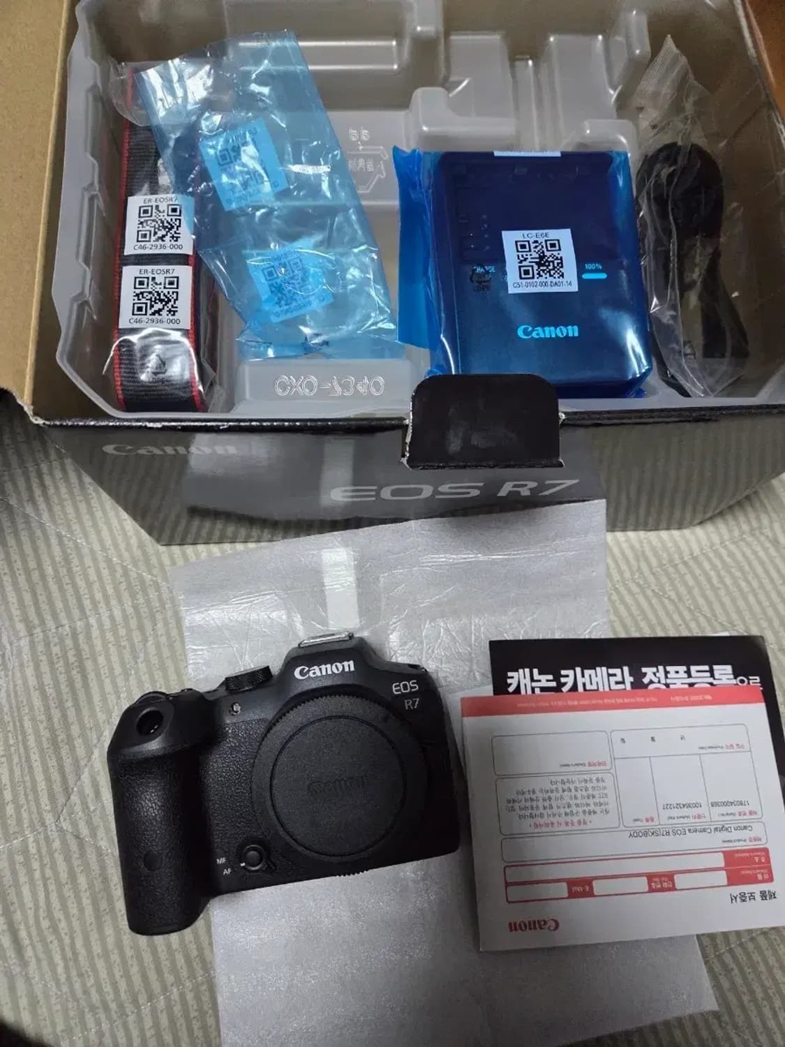 캐논 EOS R7 바디 풀박스 상품이미지1