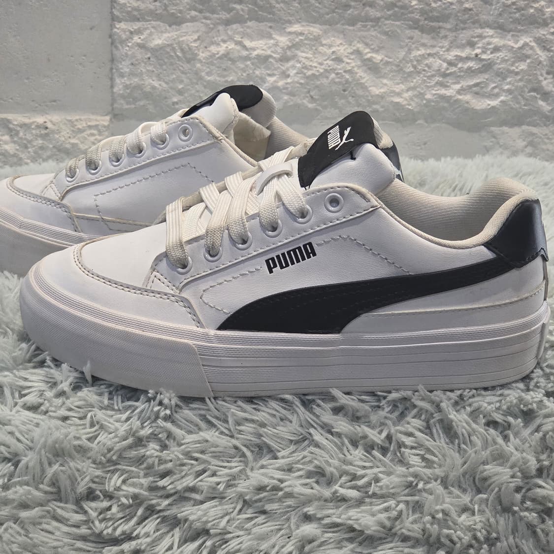 6q-30:푸마 스매쉬 플랫폼 스니커즈 화이트-블랙 (22.5cm) 상품이미지2