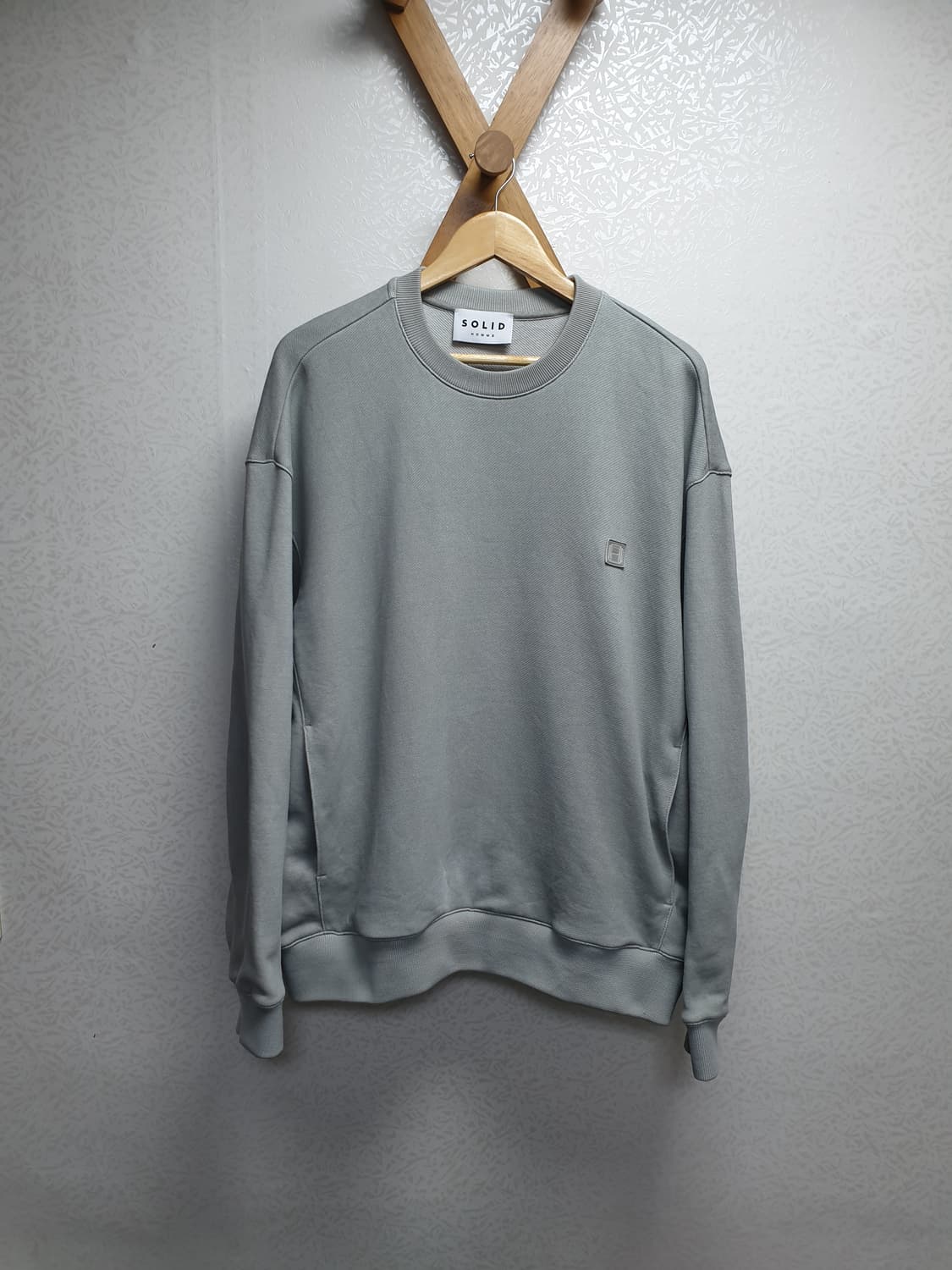 [21년/48/정품] 솔리드옴므 맨투맨 상품이미지1