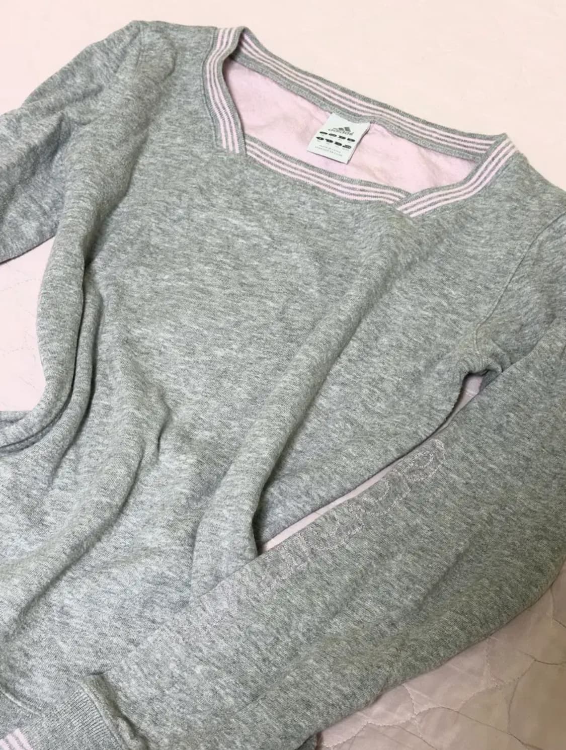 회색핑크 회핑 아디다스 여성 롱슬리브 긴팔 티셔츠 stc진리이코 히메갸루 상품이미지2