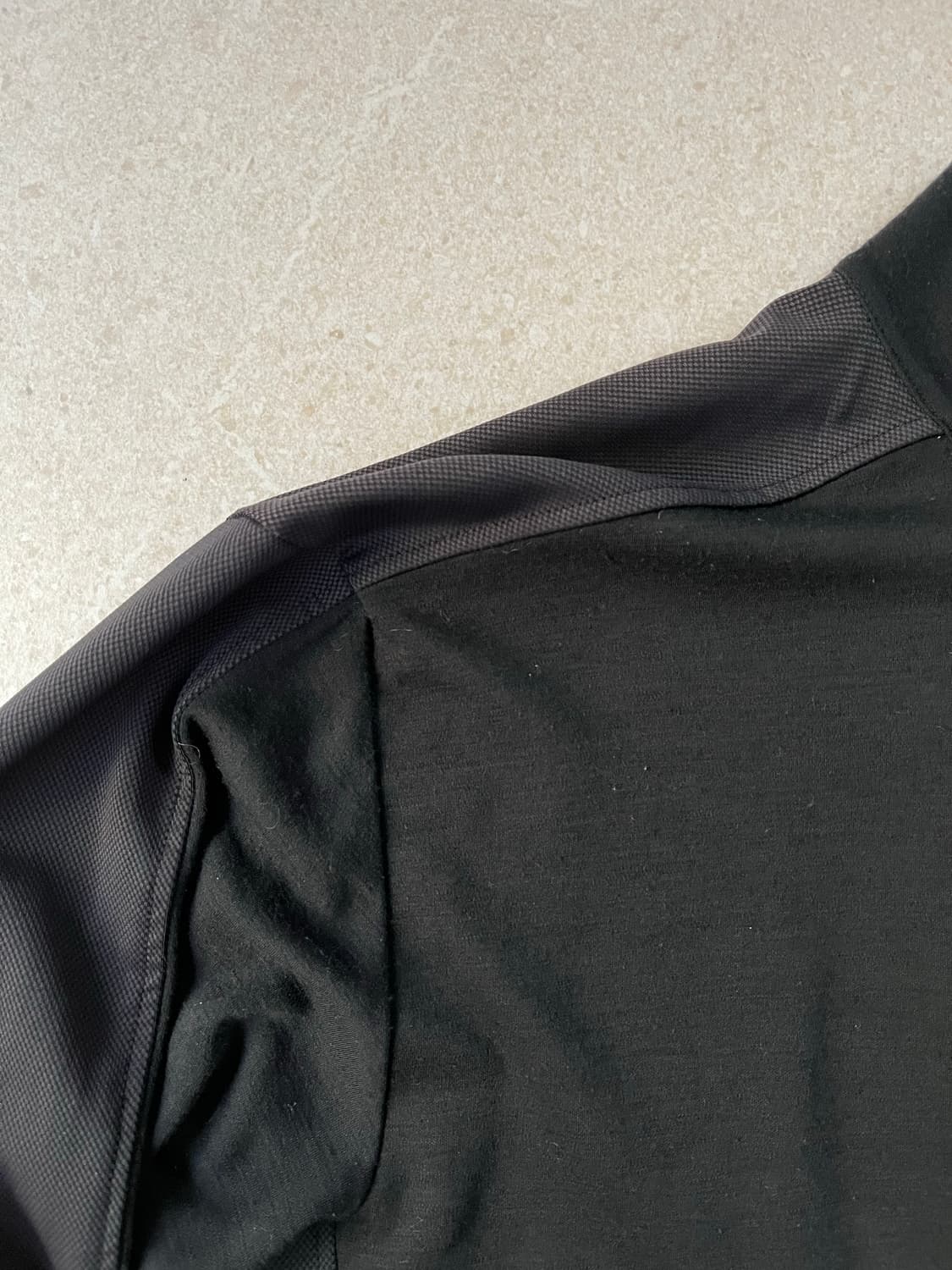 꼼데가르송 셔츠 러닝 집업 져지 상품이미지2