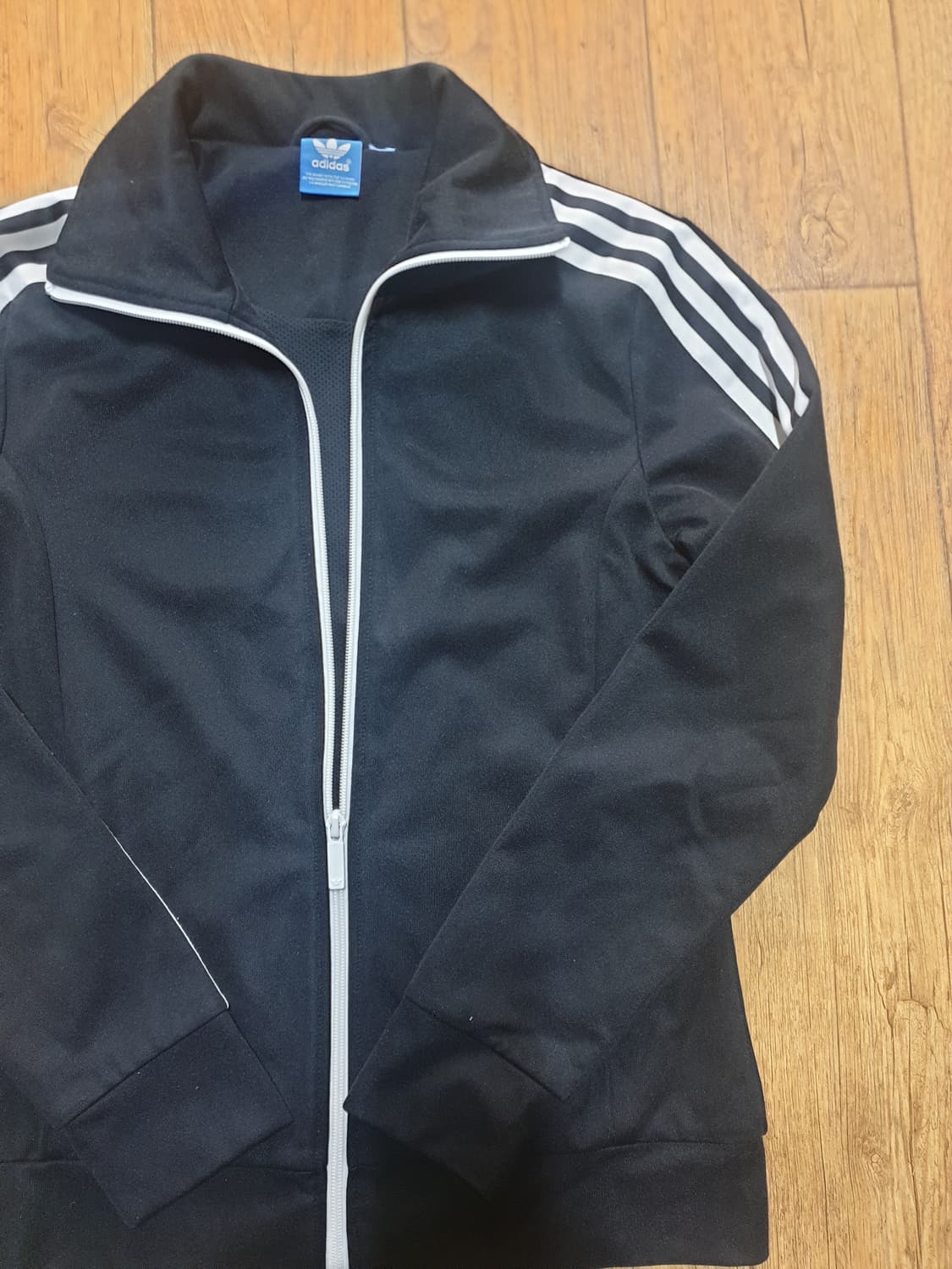 아디다스 운동복 집업 90 사이즈입니다 상품이미지3