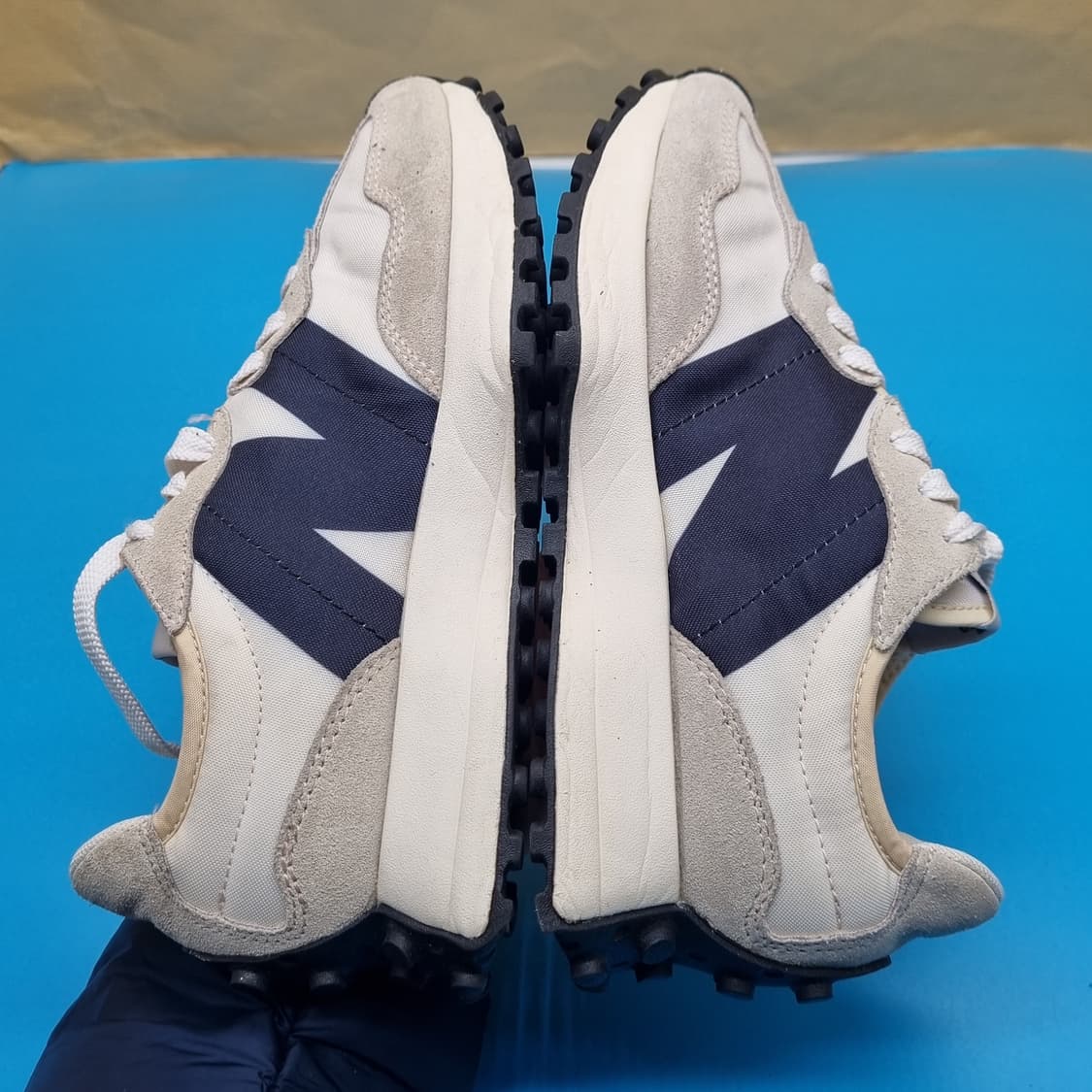 뉴발란스 327 시솔트 운동화220 상품이미지5