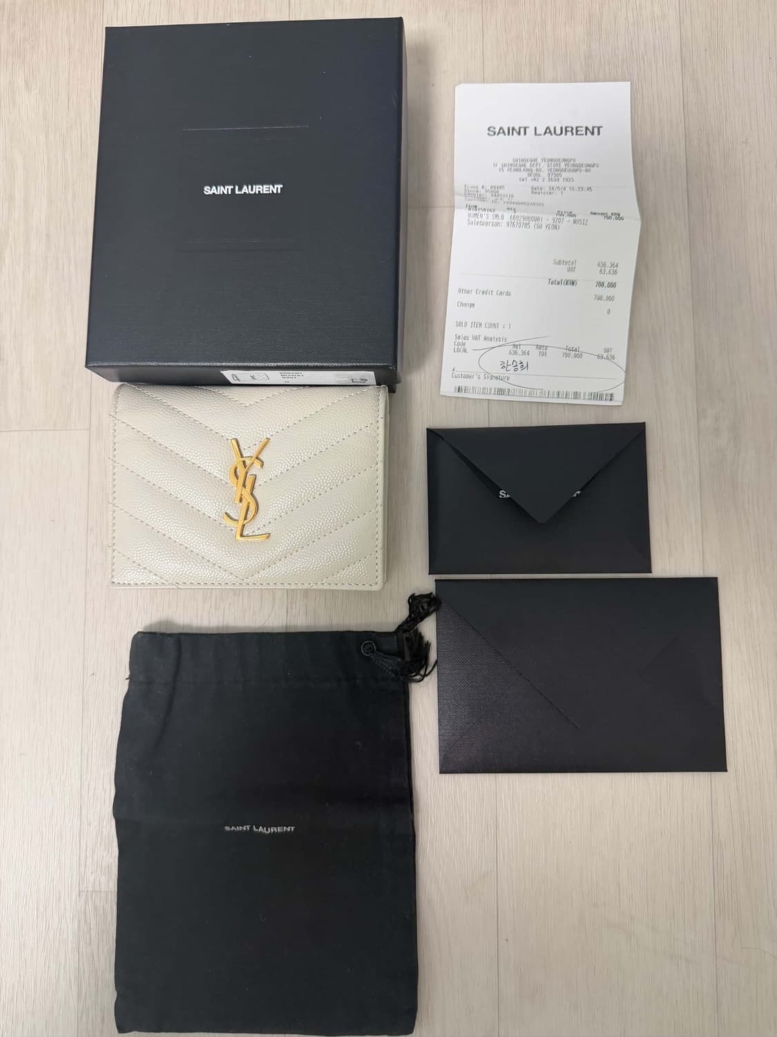 생로랑 마틀라세 반지갑 상품이미지1