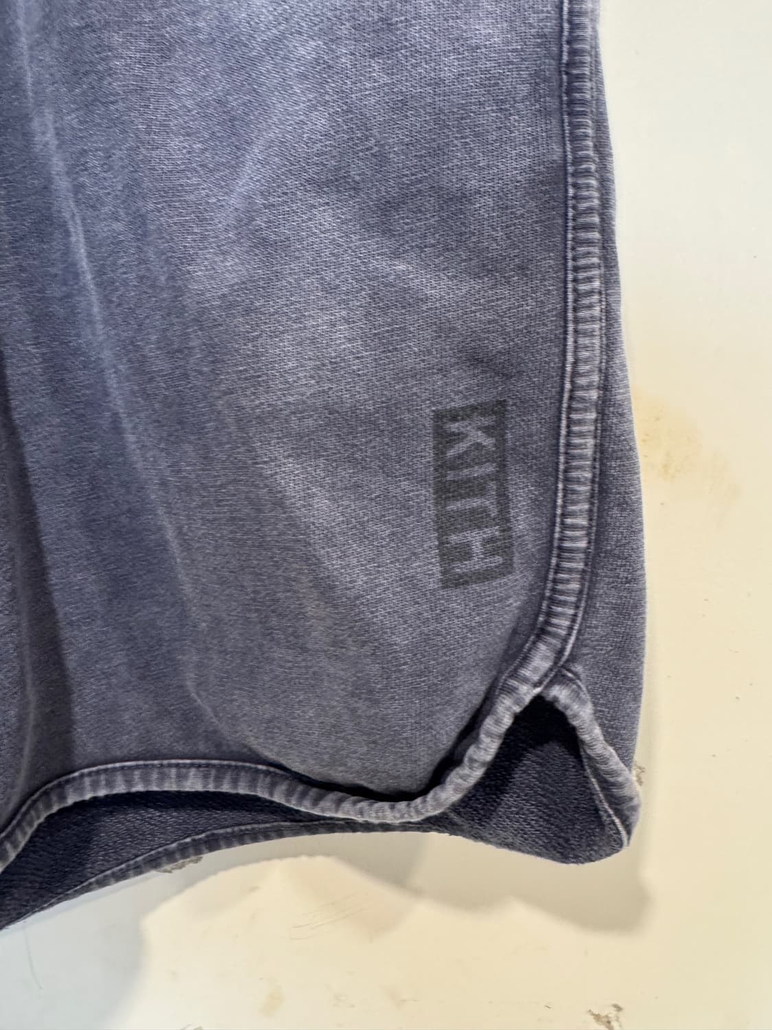 KITH 키스 피그먼트 반바지 상품이미지3