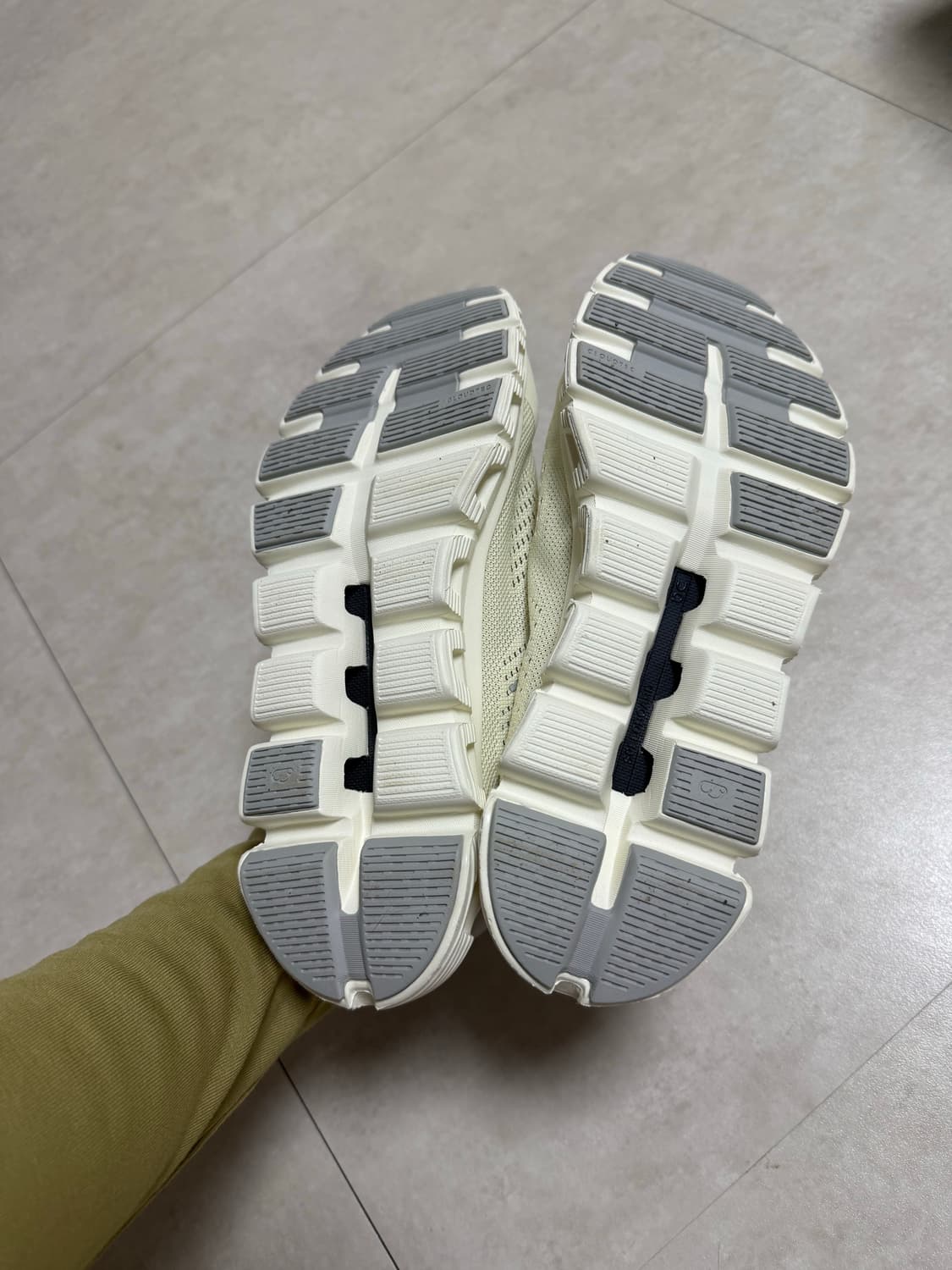 온러닝 클라우드 6 코스트 상품이미지3