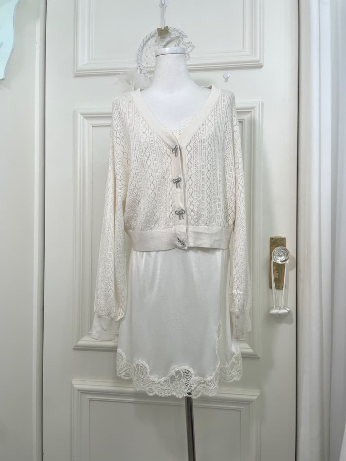 INGNI ivory crochet cubic bow button car 상품이미지1