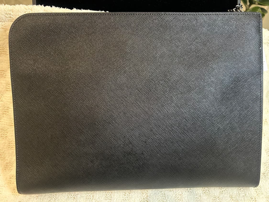 [정품/중고] 프라다 사피아노 클러치백 상품이미지4