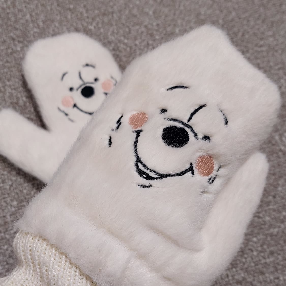 슈펜X위니더푸우 화이트 푸우 퍼 장갑 상품이미지1