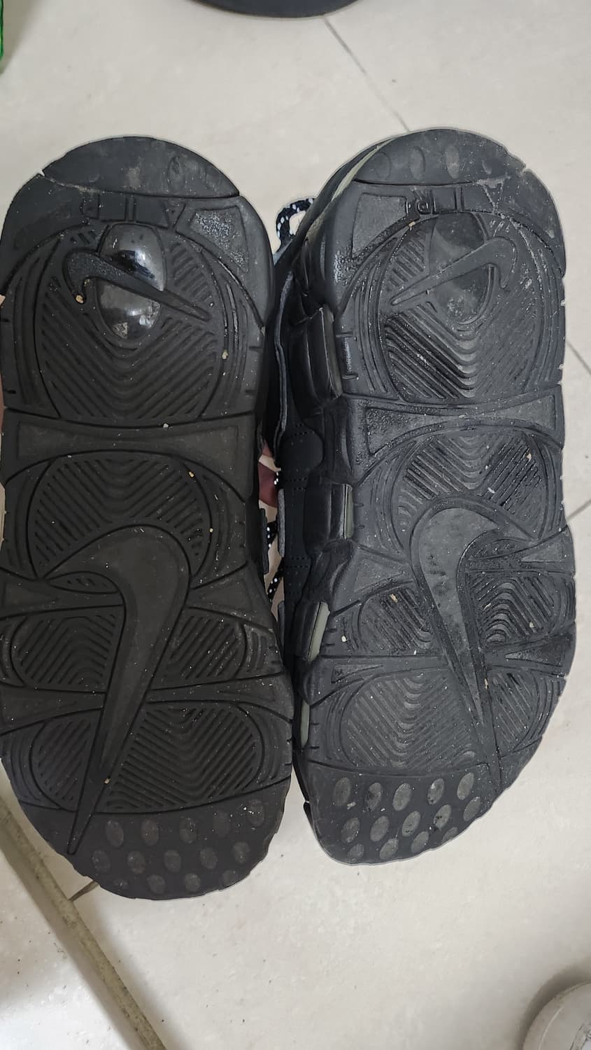 업템포 트리플 블랙270 상품이미지5