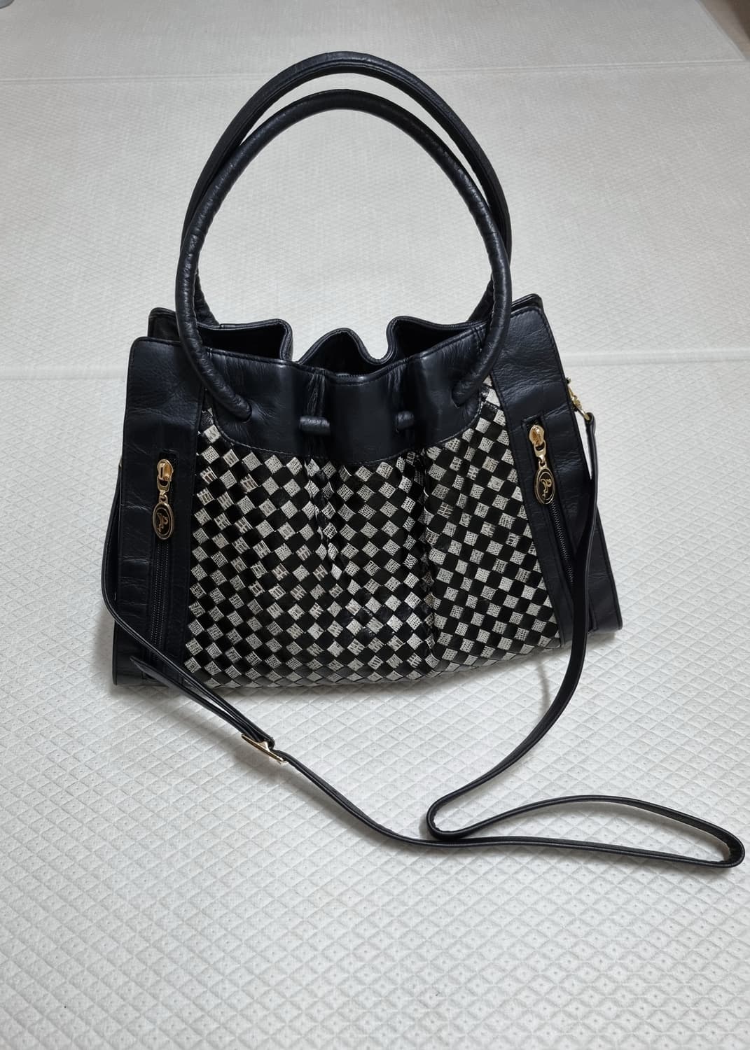 투나인 크로스 토트백 가방 상품이미지1