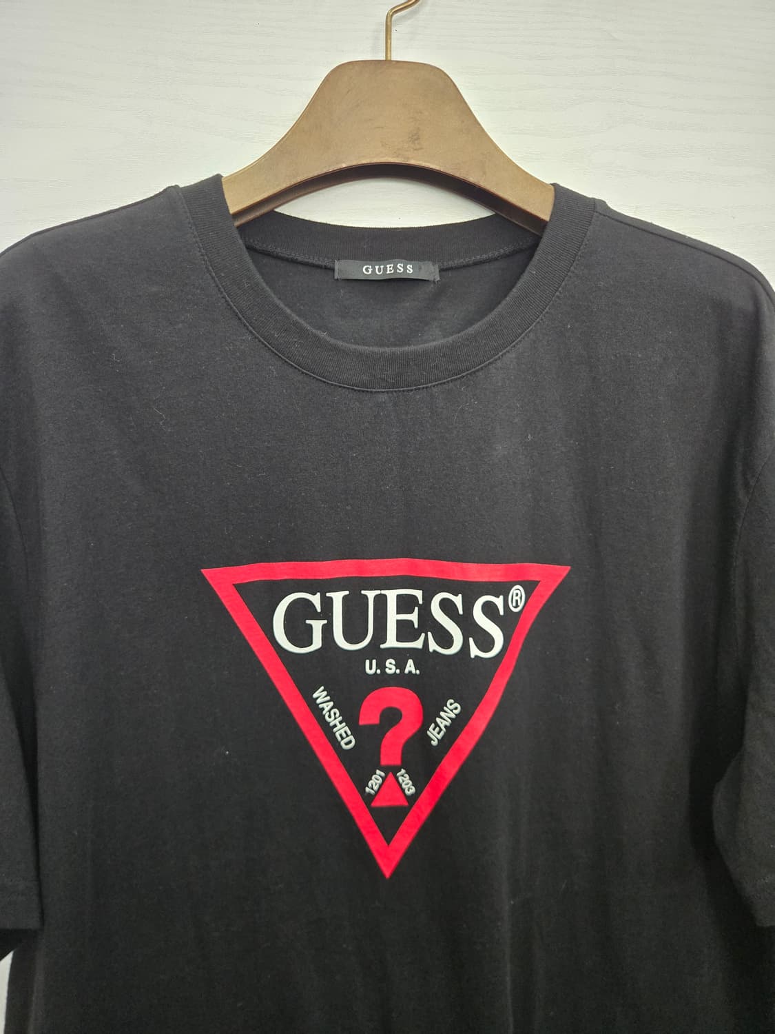 110,2XL )) GUESS 게스 반팔티셔츠! 디자인 깔끔해용~ 상품이미지2