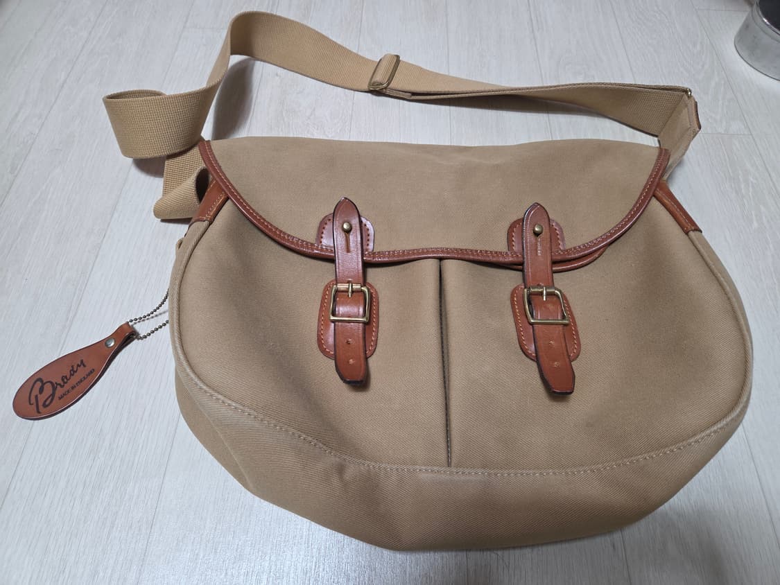 브래디백 Brady bags팝니다 상품이미지1