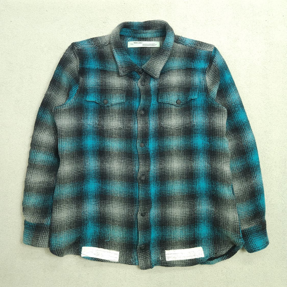 오프화이트 플란넬 셔츠 M 상품이미지2