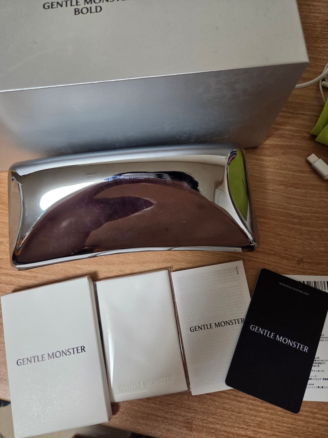 젠틀몬스터 아바 02 실버 상품이미지3