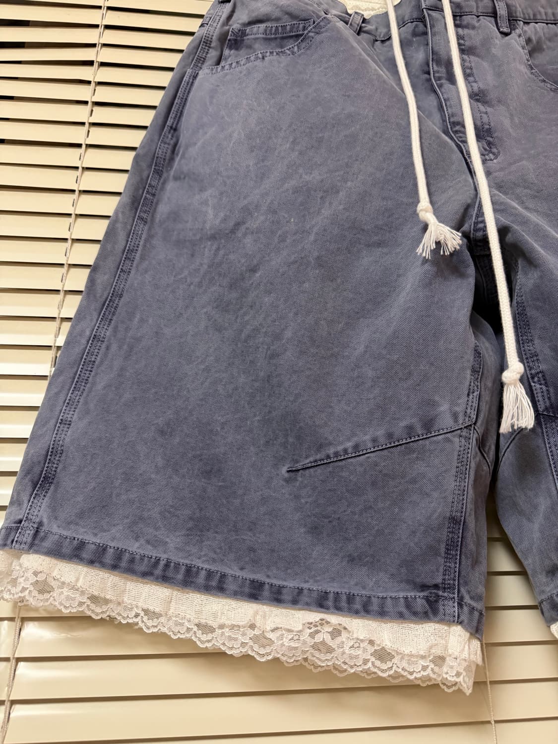 스탠드얼론 26SS 레이스 반바지 상품이미지3