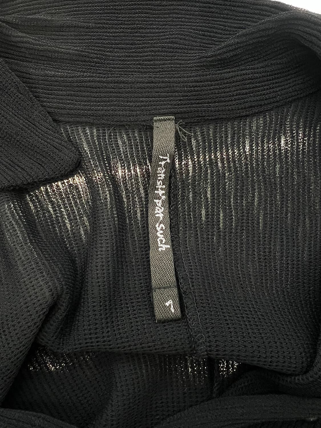 트랜짓 블랙 리브 비스코스 드레이프 메쉬 카라 넥 셔츠 상품이미지7