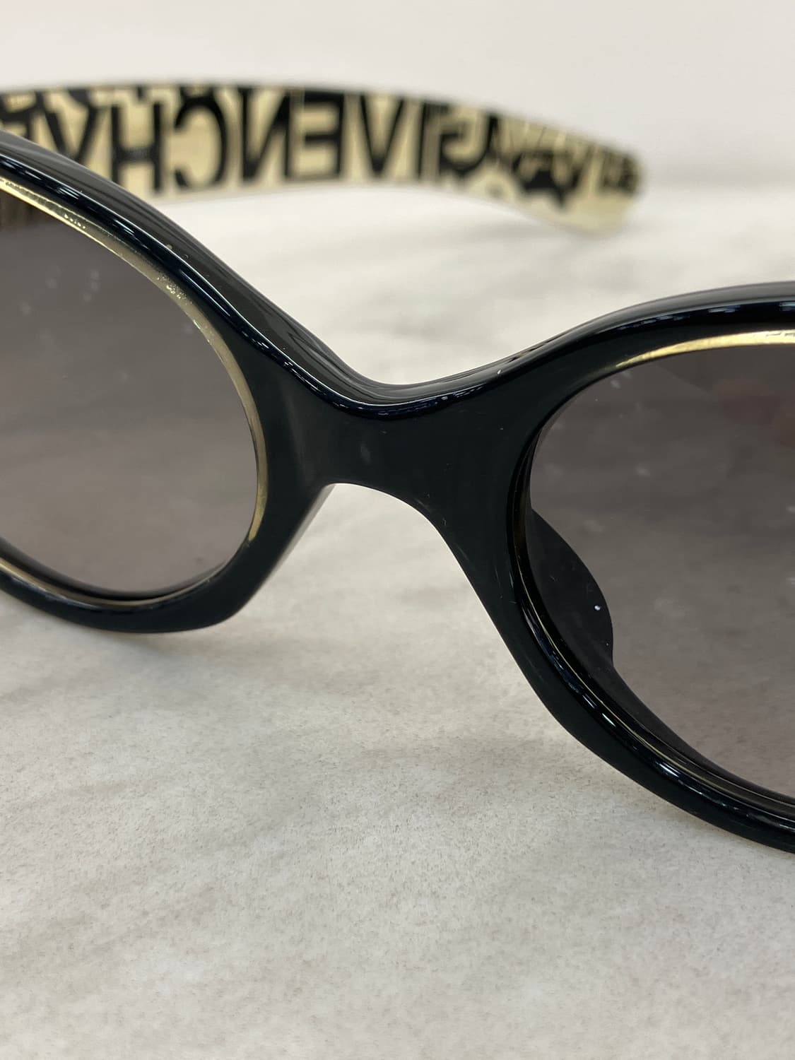 지방시 GIVENCHY 블랙 클리어 캣아이 선글라스 상품이미지5