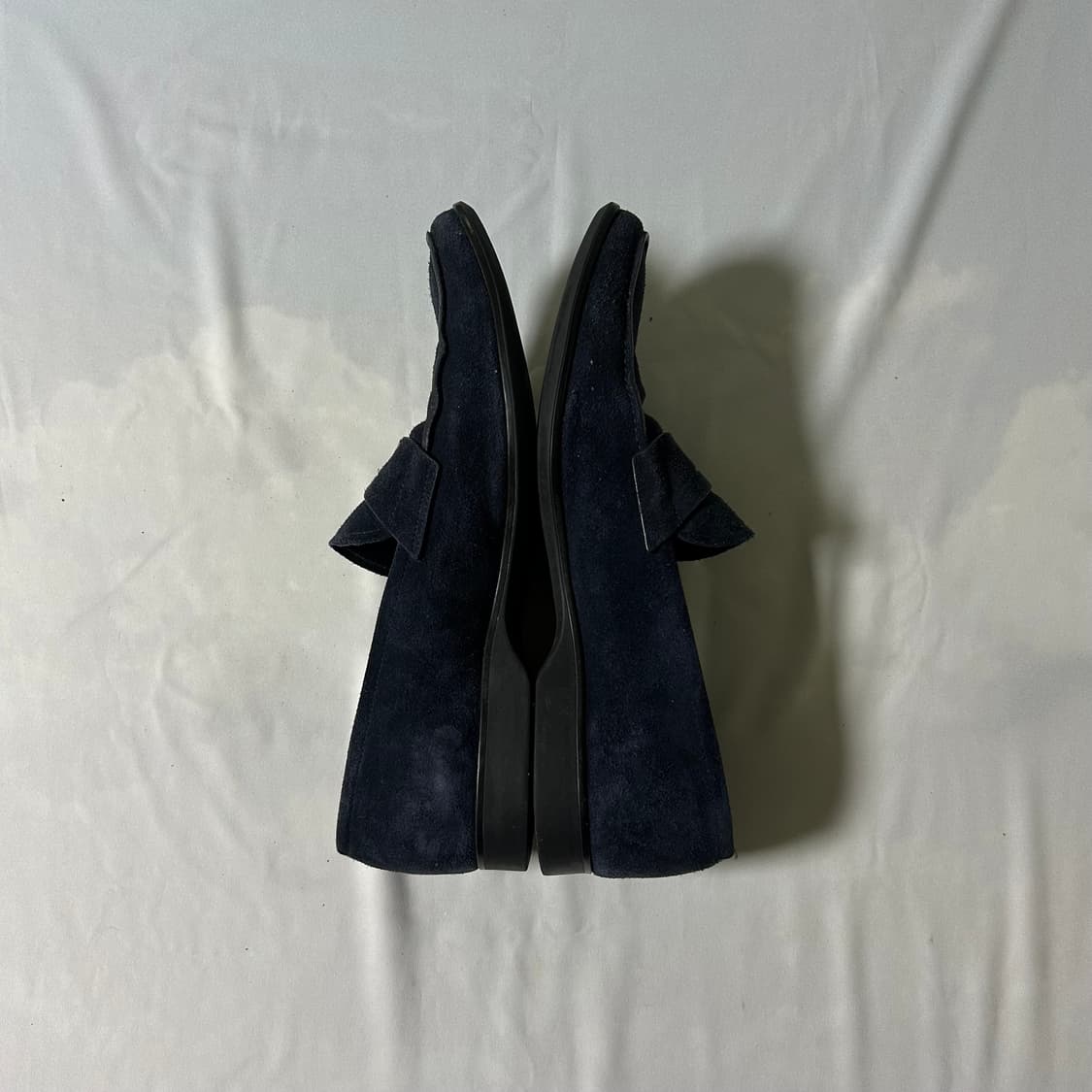 Prada sports suede dark navy loafers 상품이미지3