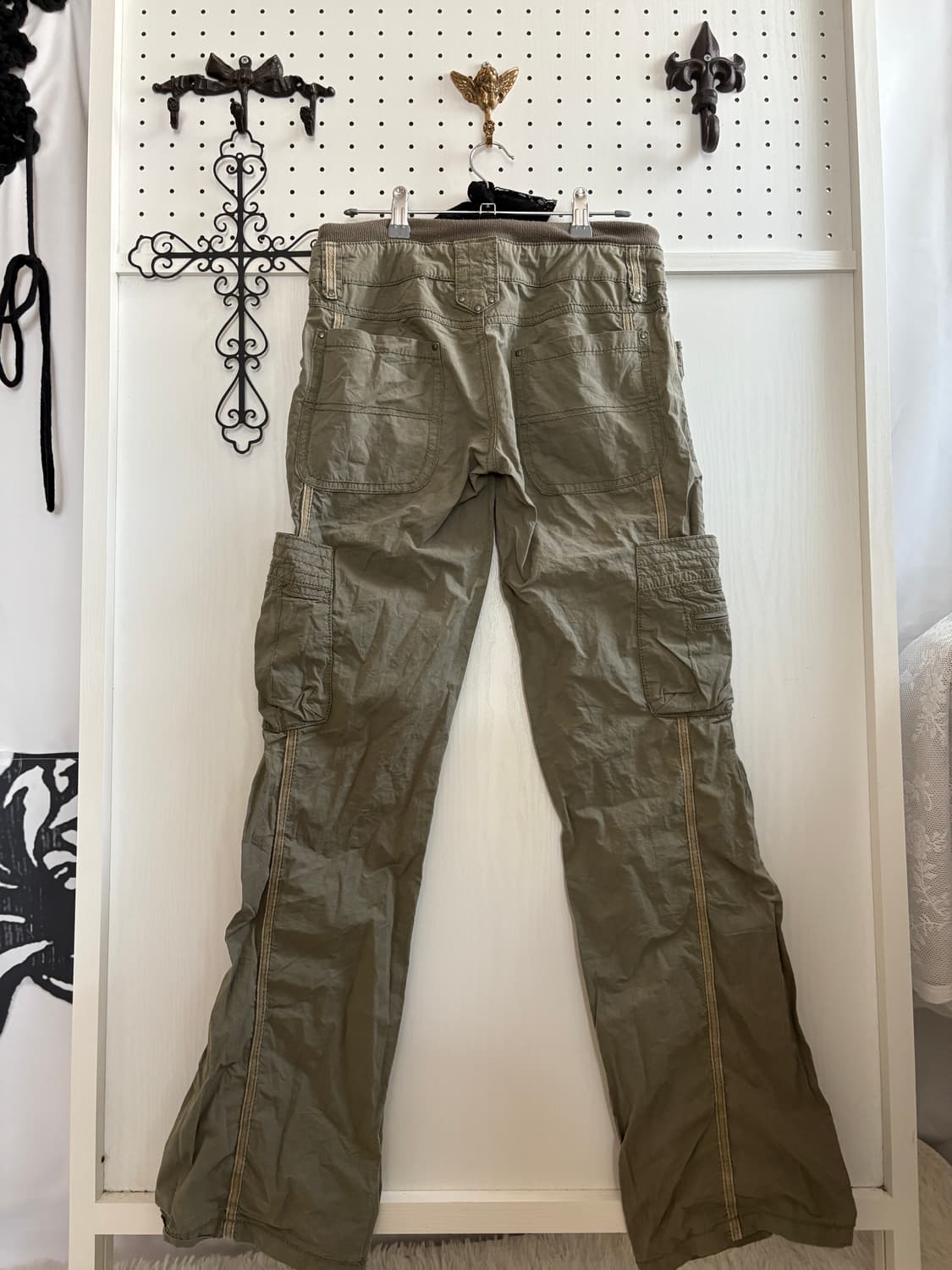 • Light khaki low banding cargo pants   상품이미지3