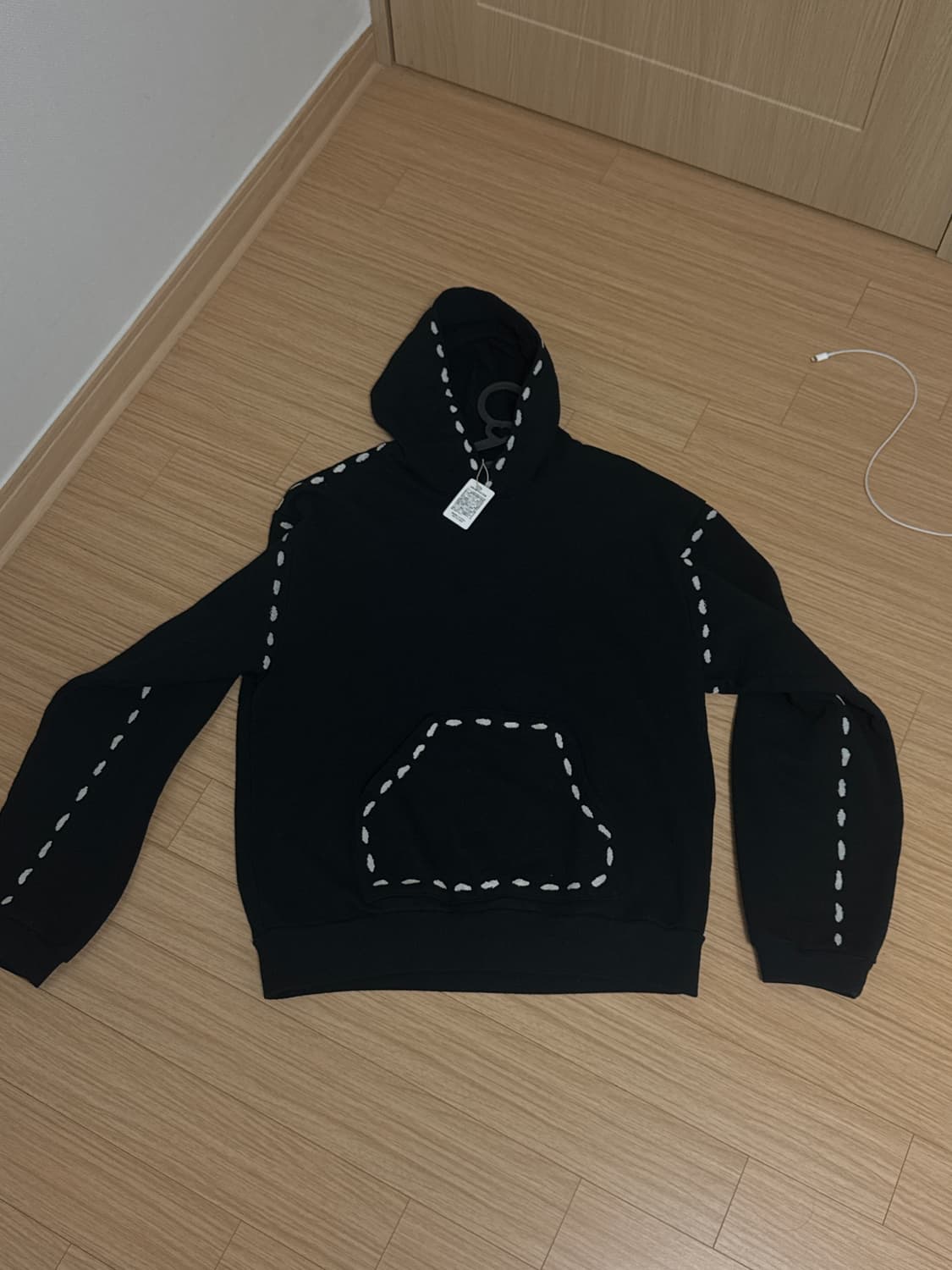 캐피탈 플리스 마리오네트 후드 스웨트셔츠 블랙 상품이미지1