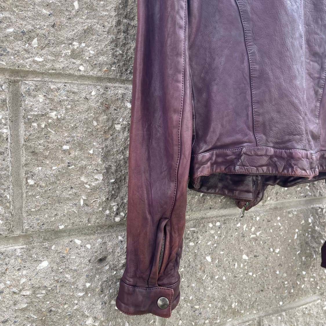 [38] Dolce & Gabbana Purple 크롭핏 레더 자켓 상품이미지8