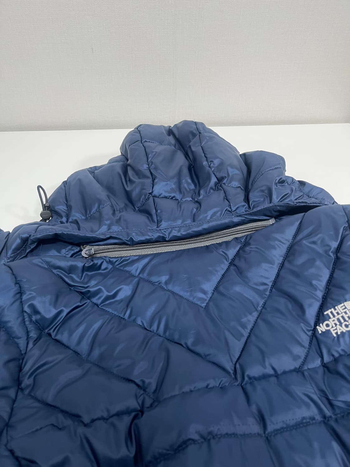 노스페이스 경량패딩 700필 상품이미지4