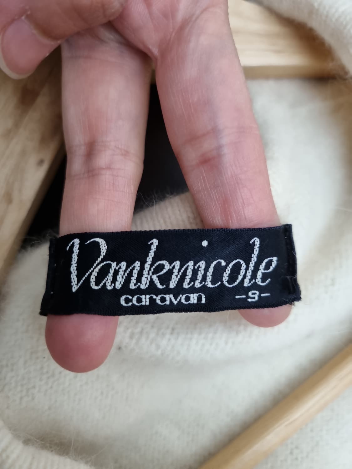 VANKNICOLE 크림 니트 베스트 상품이미지7