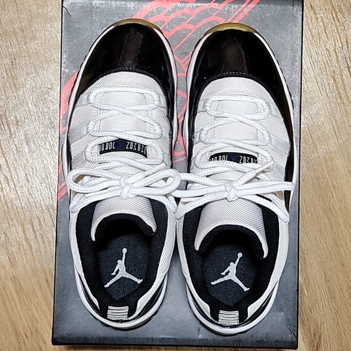 나이키 270 조던11 콩코드 로우 상품이미지4