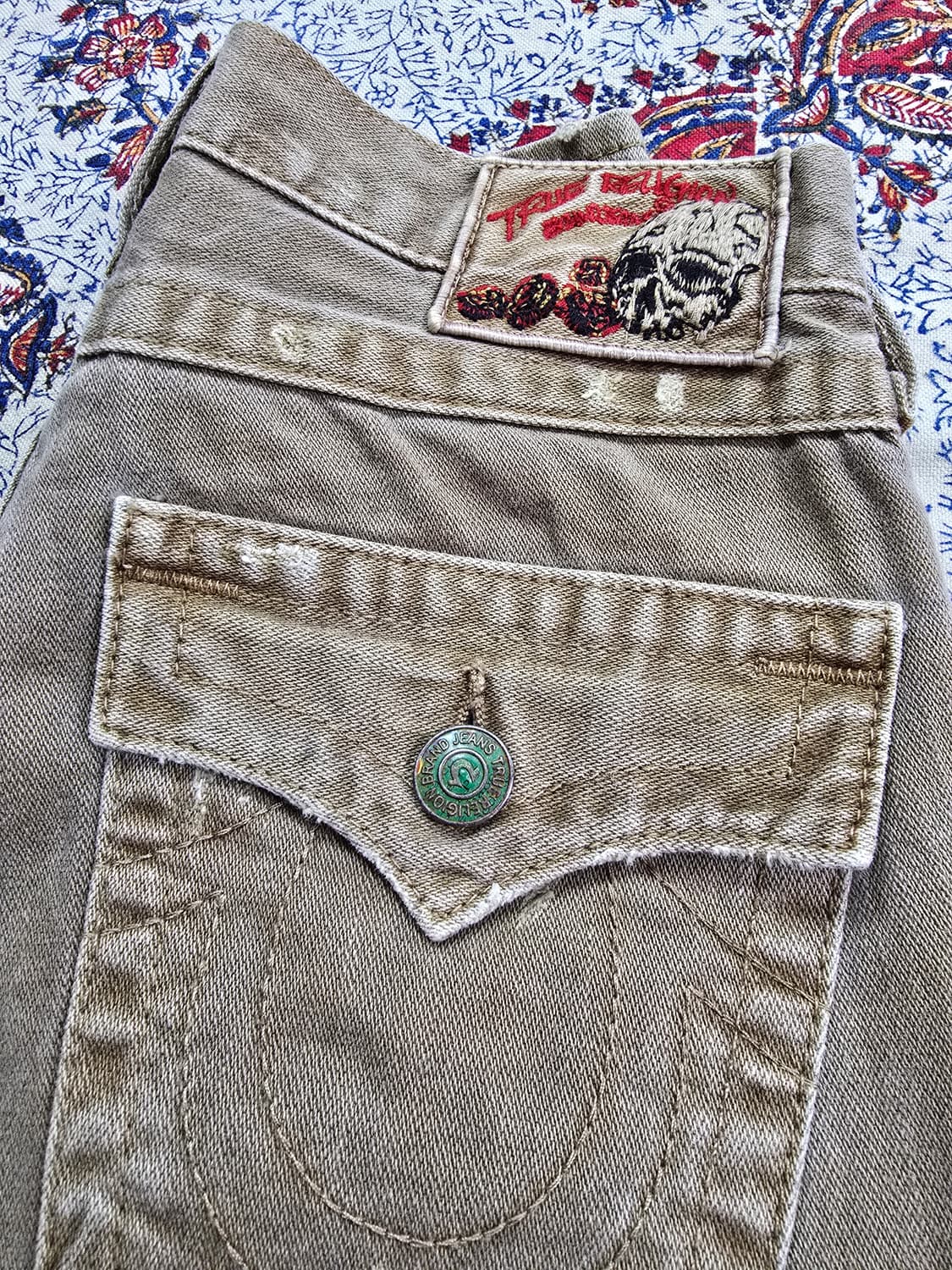 트루릴리전 데미지 워싱 진브라운 청바지 (1940) 상품이미지3