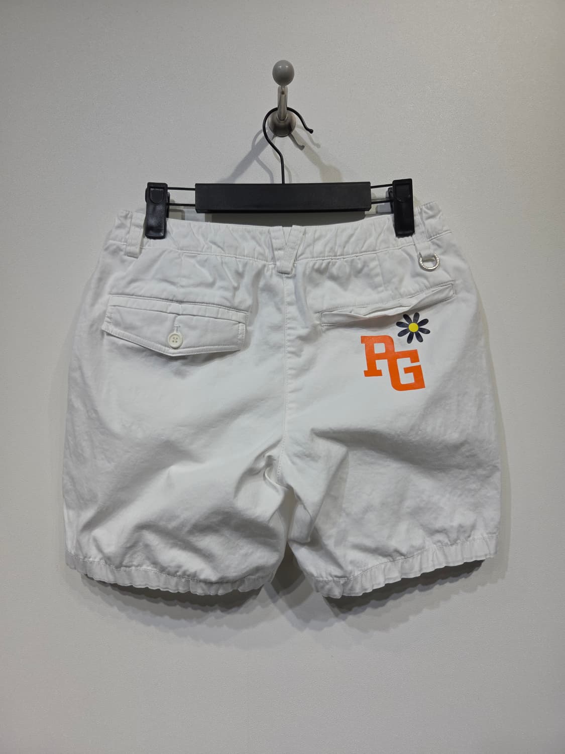 PEARLY GATES 파리게이츠 플라워 자수 화이트 쇼츠 상품이미지3