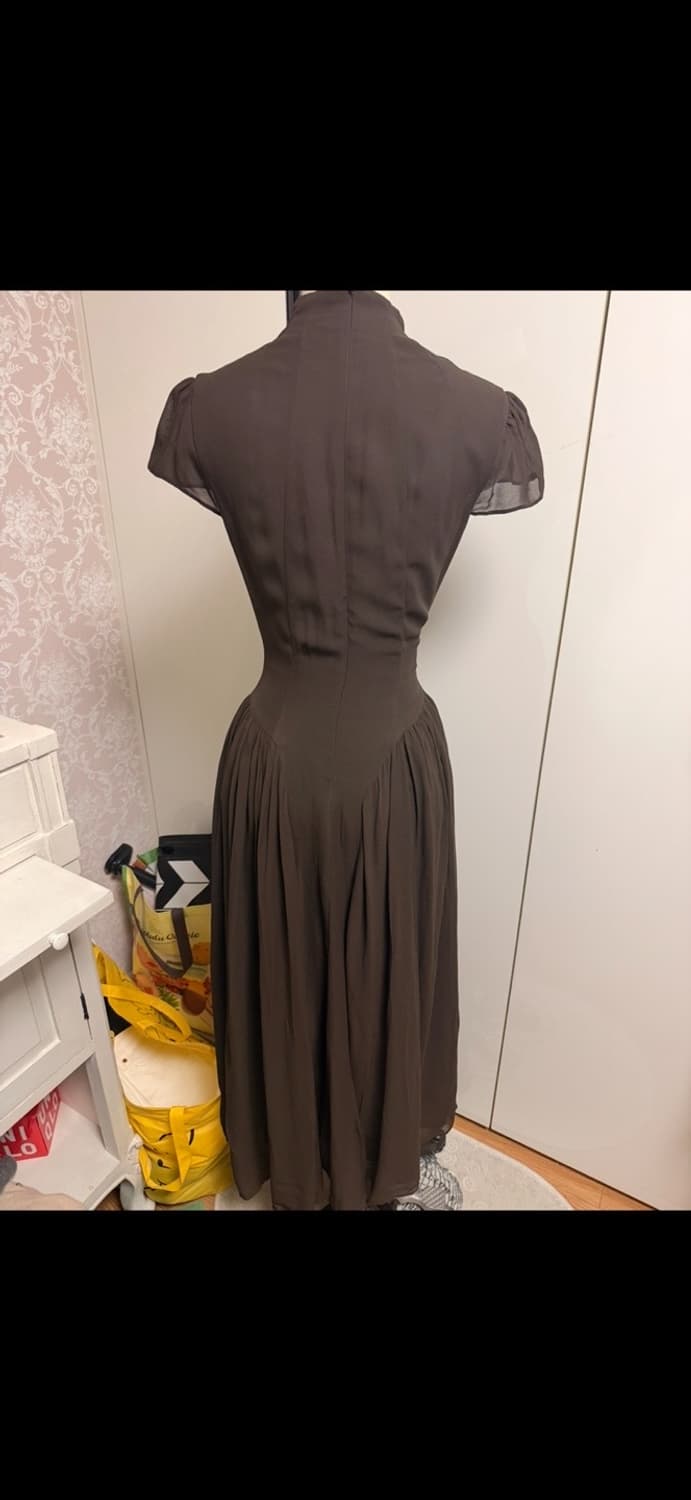 S사이즈) 리포메이션 maven 드레스 브라운 캡소매 플레어 롱 원피스 상품이미지5