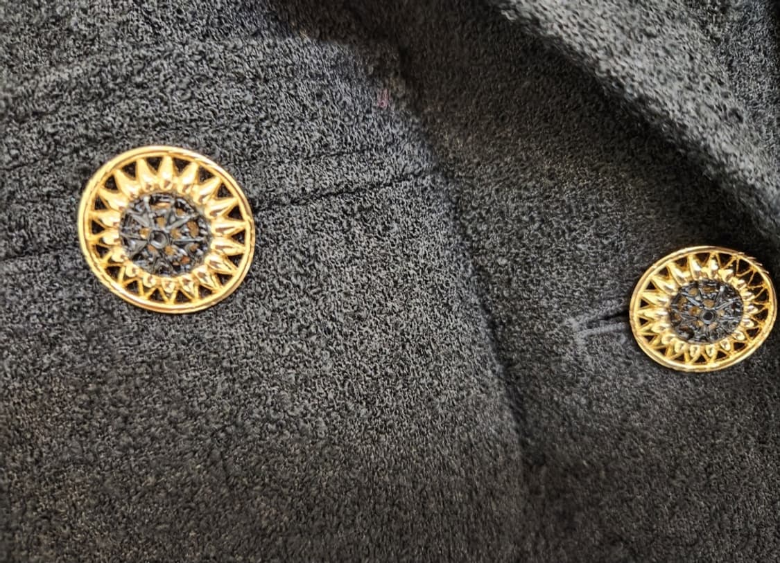 듀엘 트위드소재 골드버튼 포인드 슬림자켓 55사이즈 상품이미지5