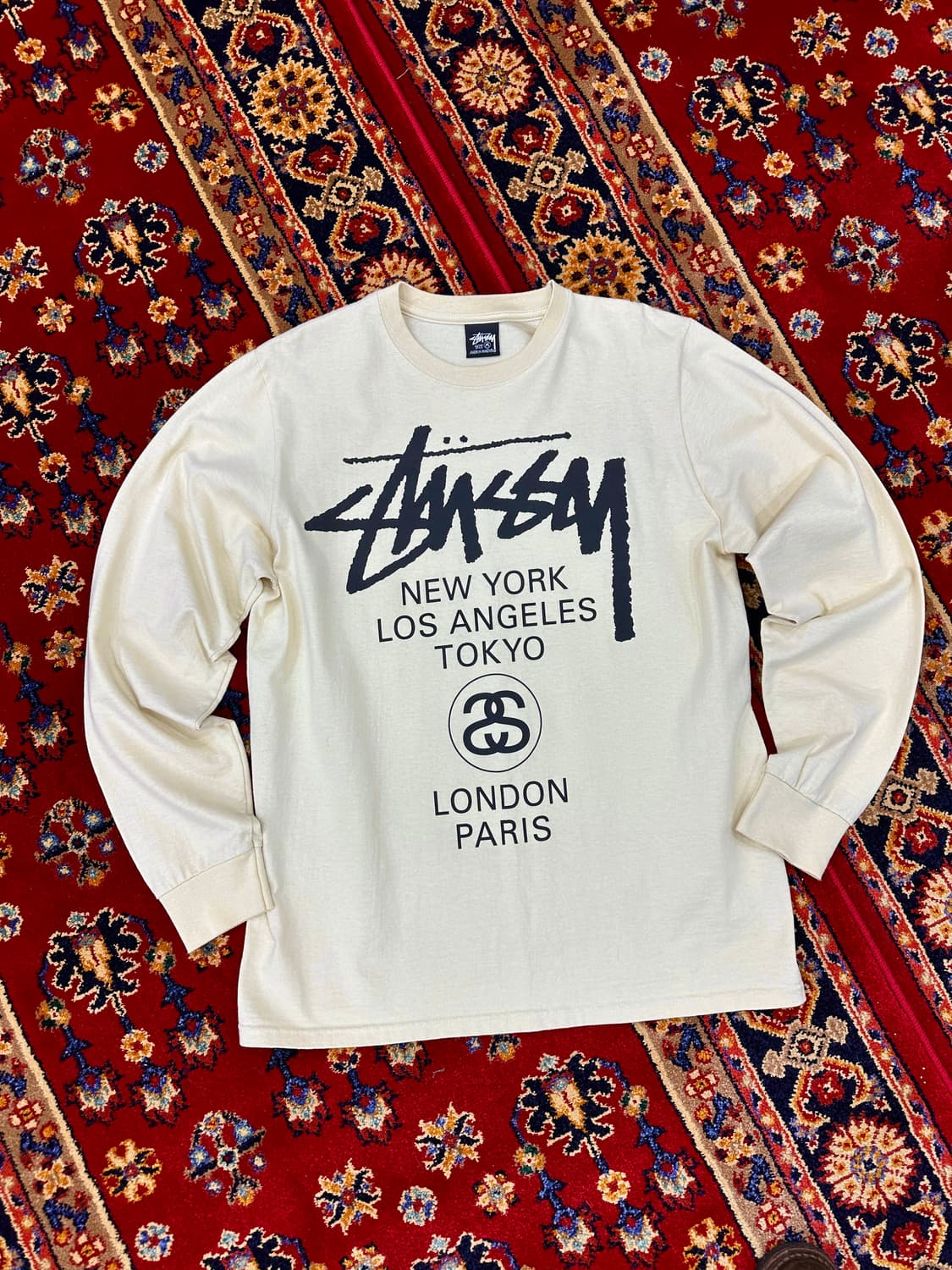 스투시 월드투어 롱슬리브M 상품이미지1