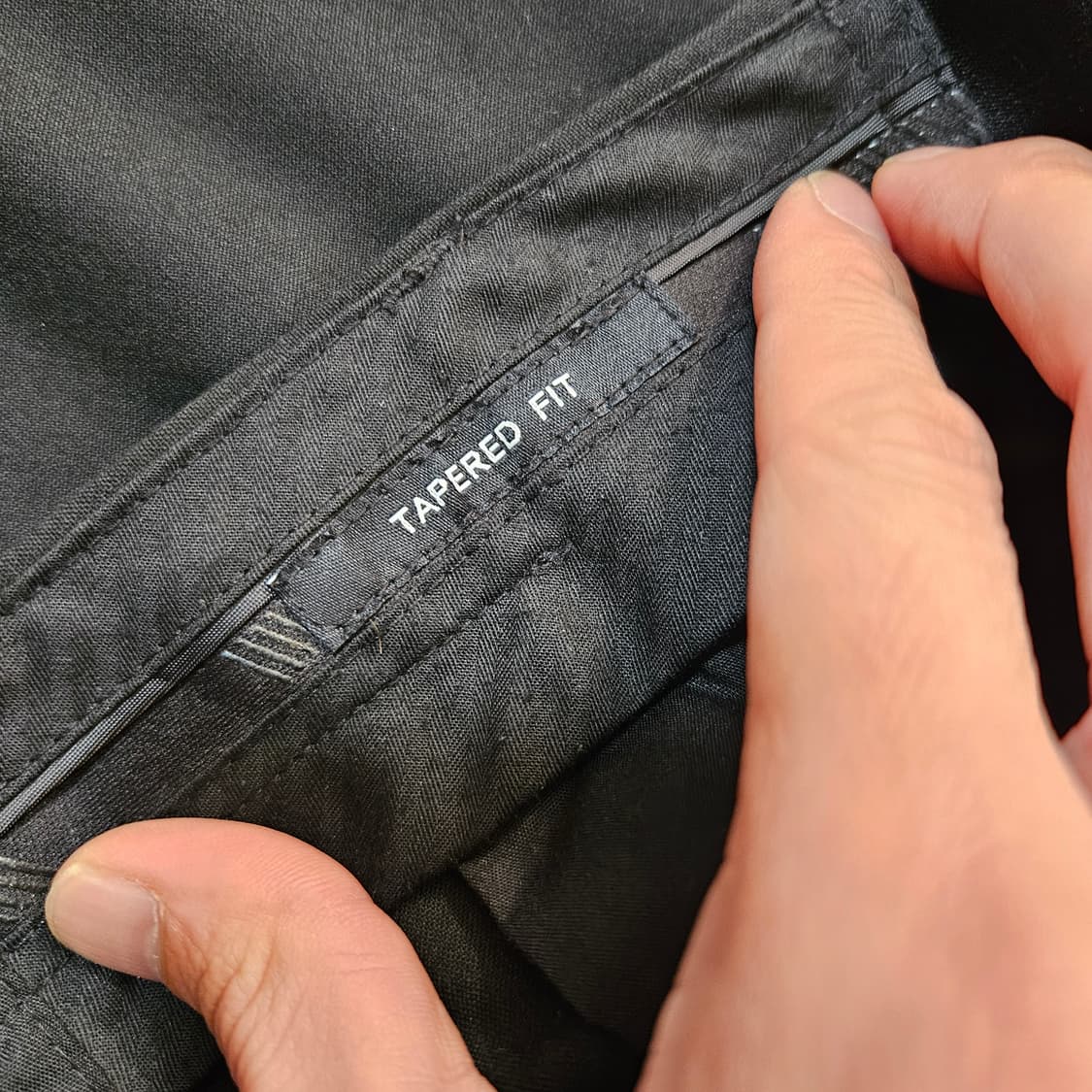 무신사스탠다드 테이퍼드핏 레이온 혼방 슬렉스 32size 상품이미지7