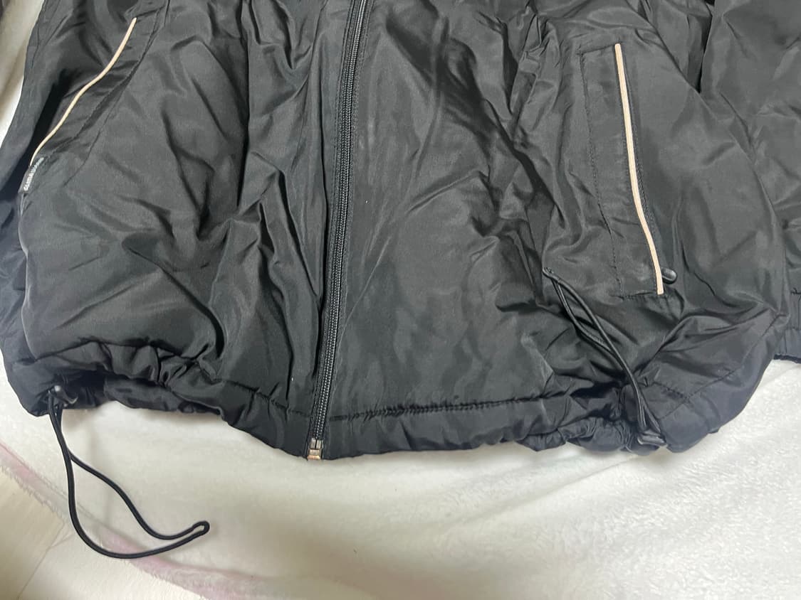 아디다스 경량패딩  상품이미지2