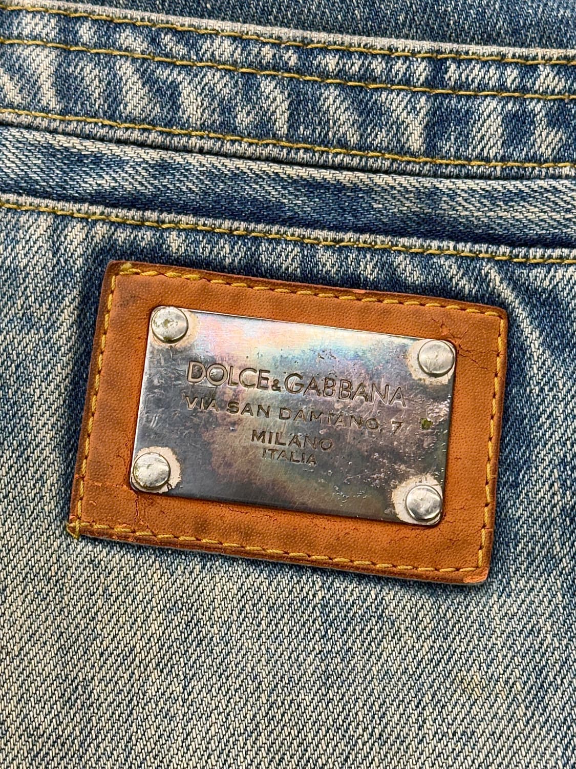 돌체앤가바나 백 플레이트 디스트로이드 그리니 데님 팬츠 상품이미지9