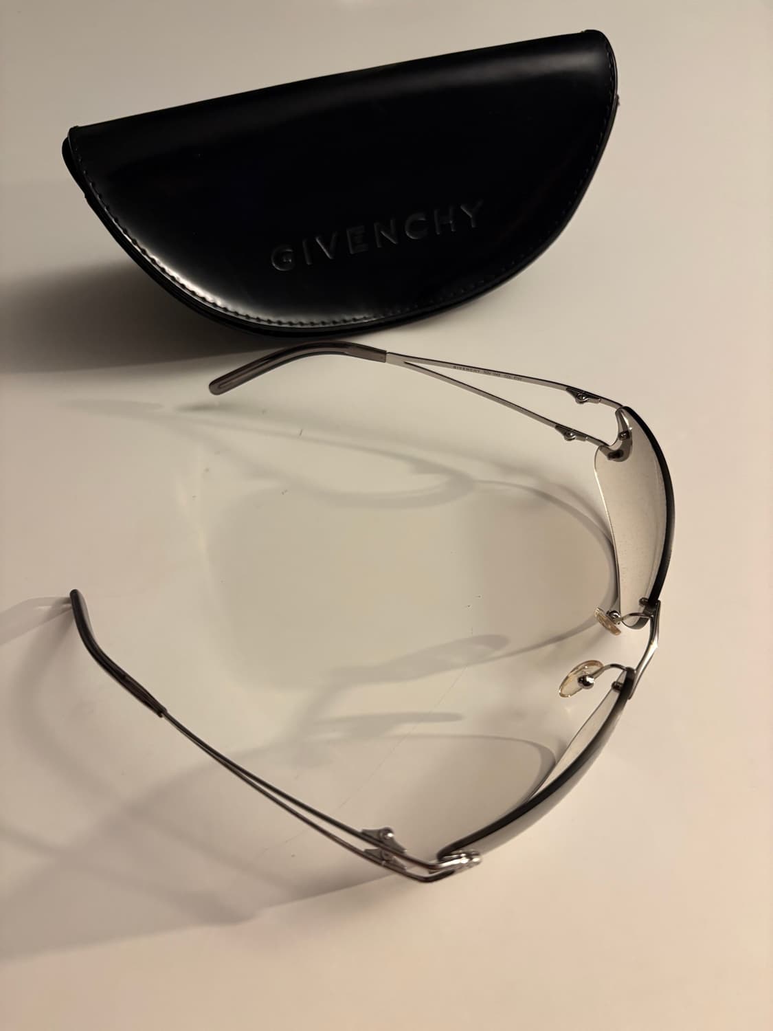 지방시 Givenchy 무테 선글라스 상품이미지3