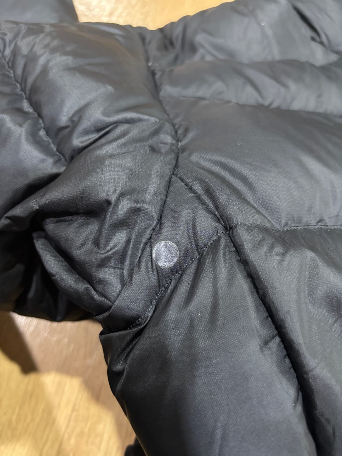 몽벨 라이트 알파인 디운 파카 블랙 상품이미지7