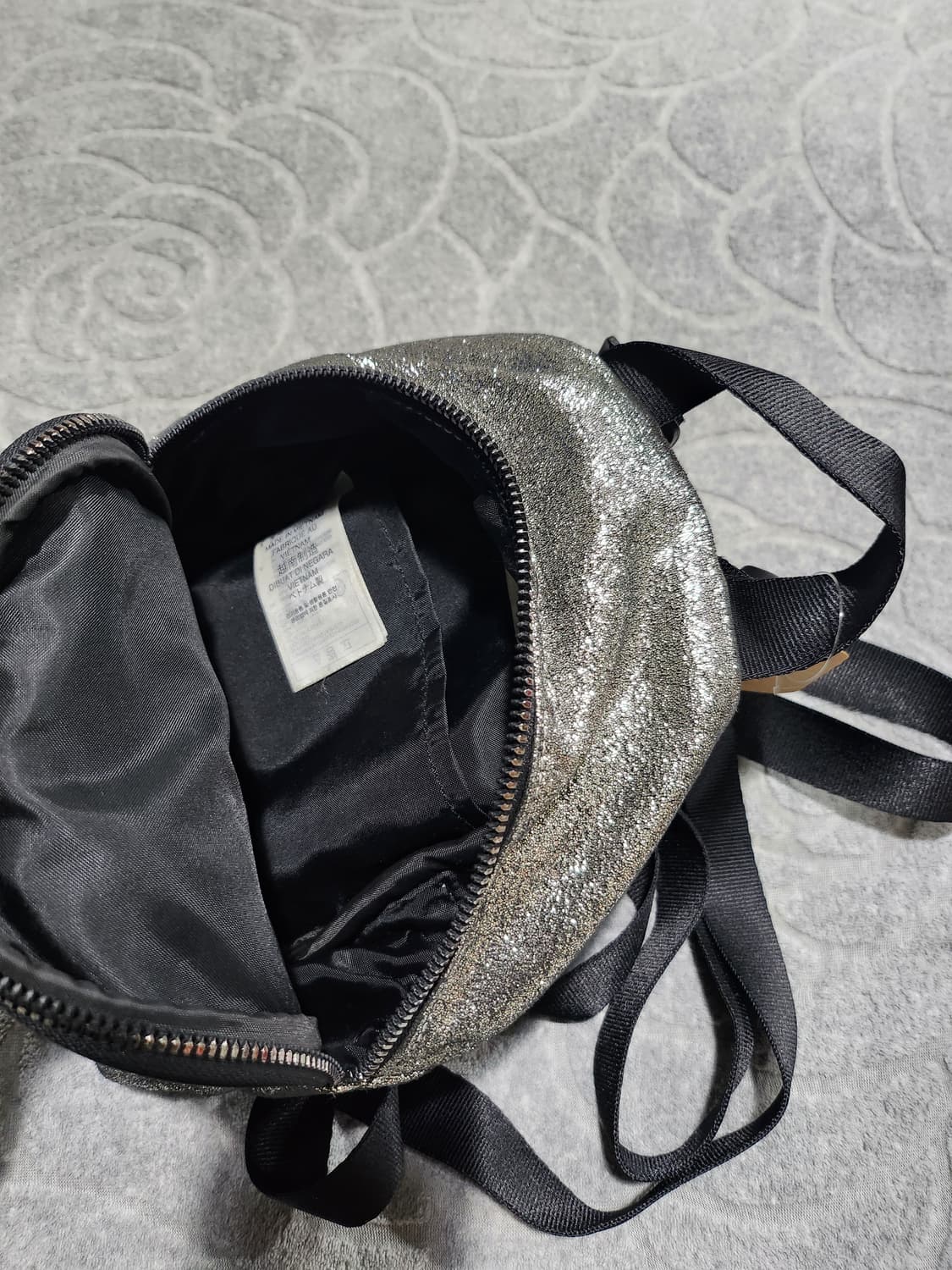 //아디다스 실버 미니 백팩 상품이미지2