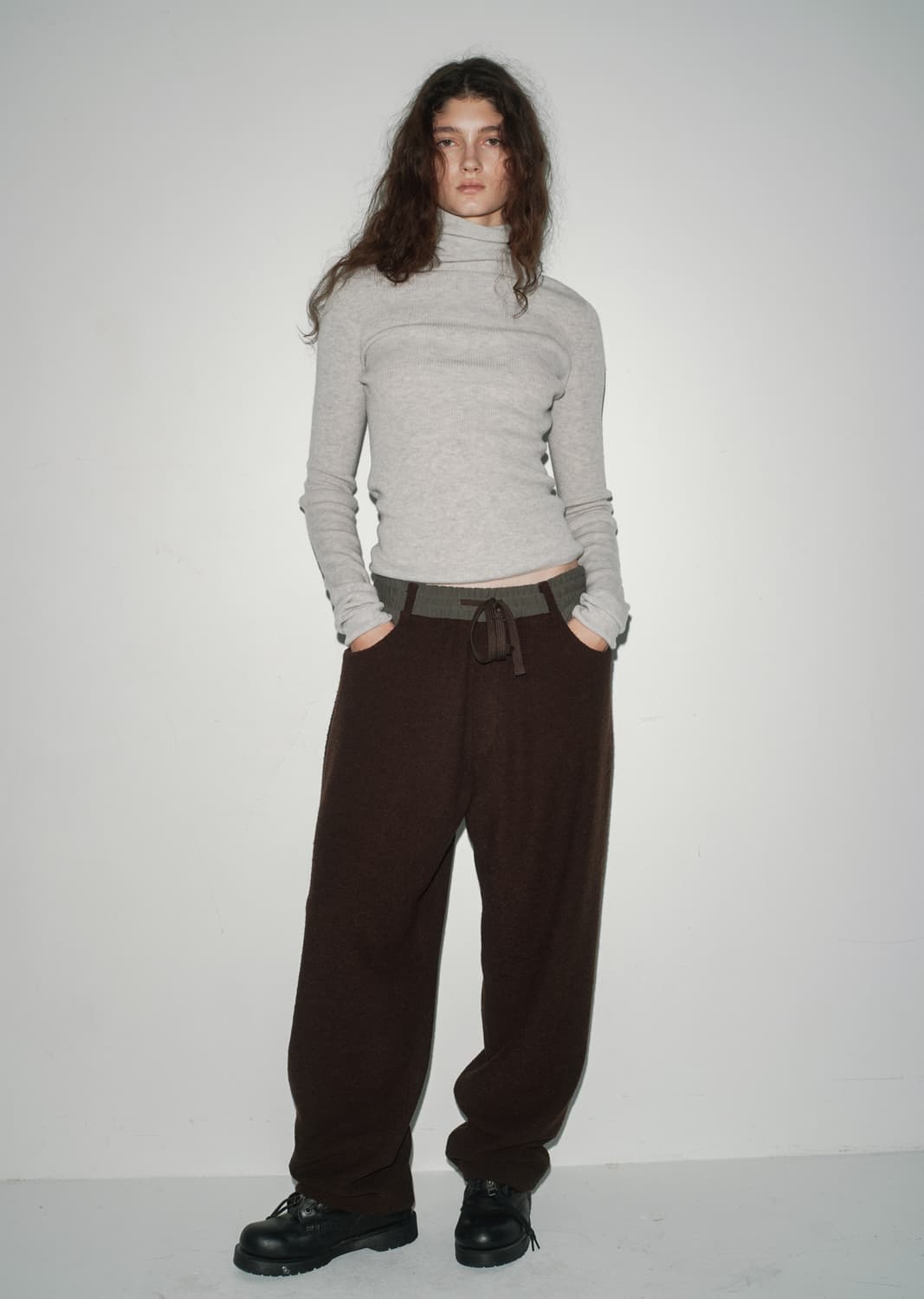 S/e/o RELAXED BOUCLE TROUSERS BROWN 브라운 상품이미지1