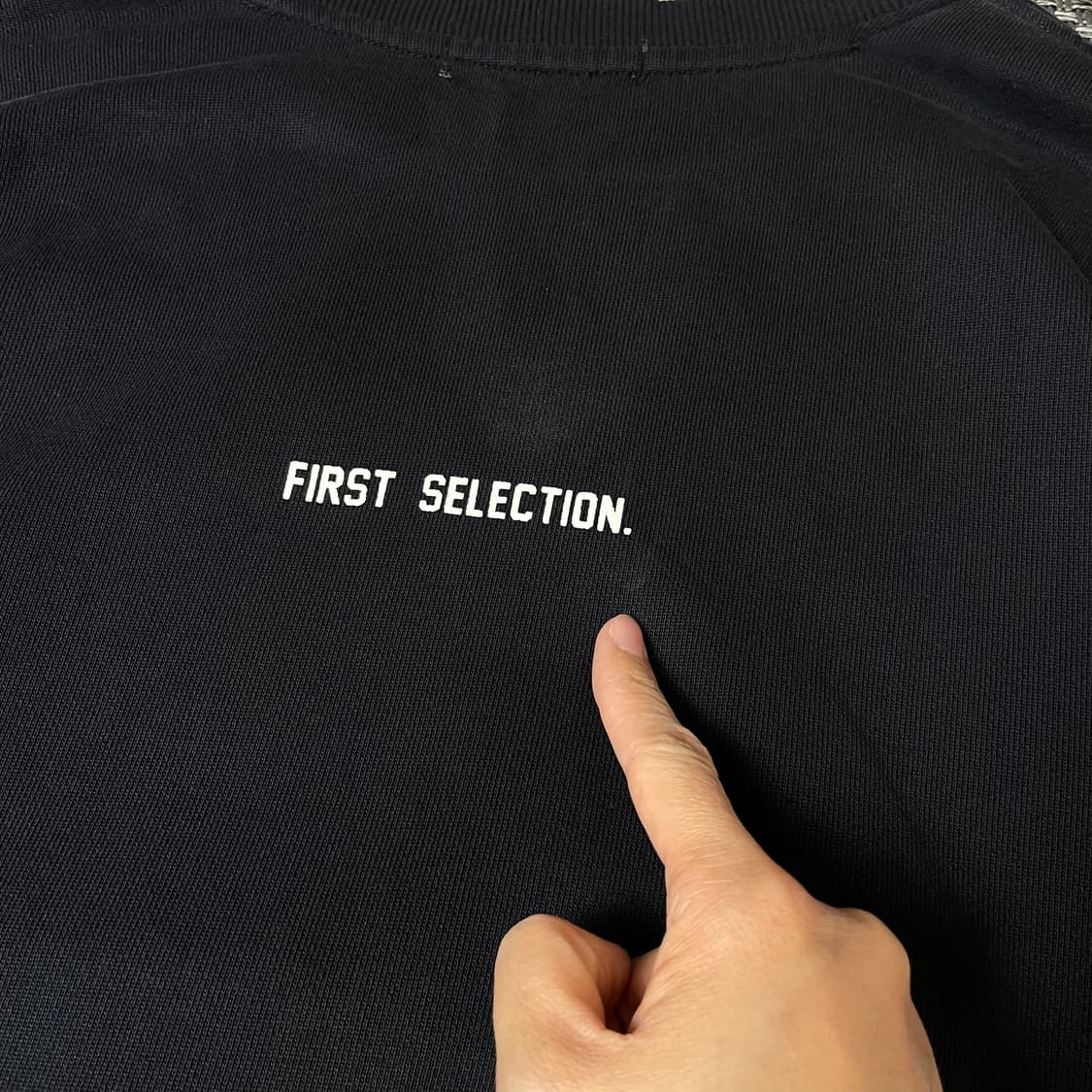 버커루 블랙 프린팅 맨투맨 XL 상품이미지8