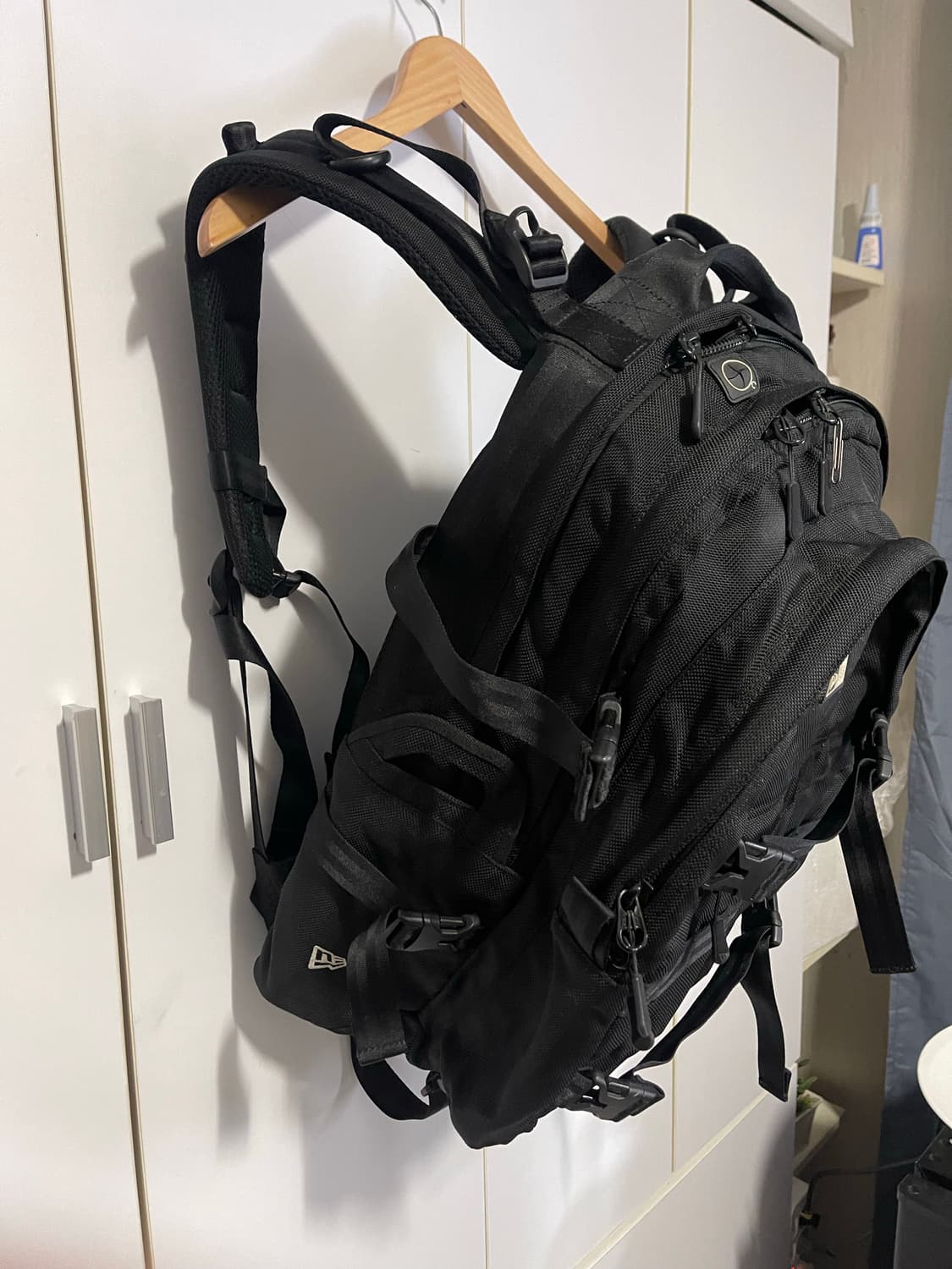 뉴에라 블랙 백팩 상품이미지4