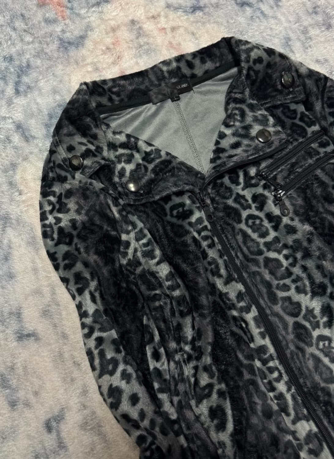 Rubik snow leopard velour fur rider jack 상품이미지2