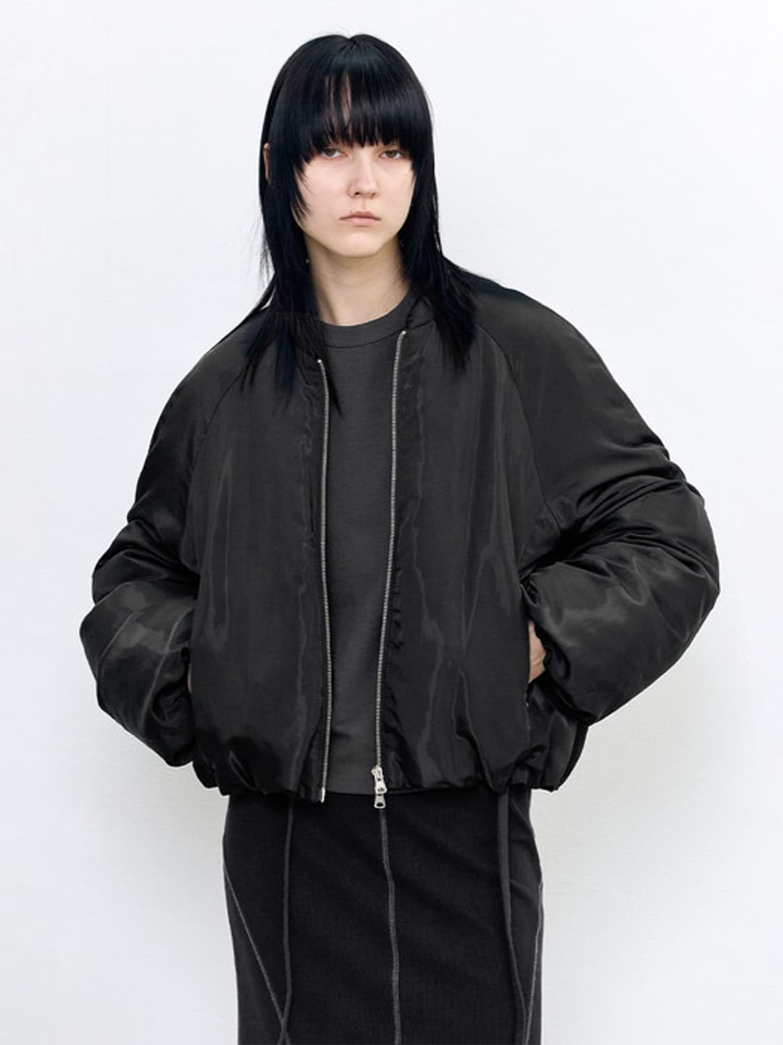 인사일런스 샤이닝 다운 자켓 (black, M) 상품이미지1