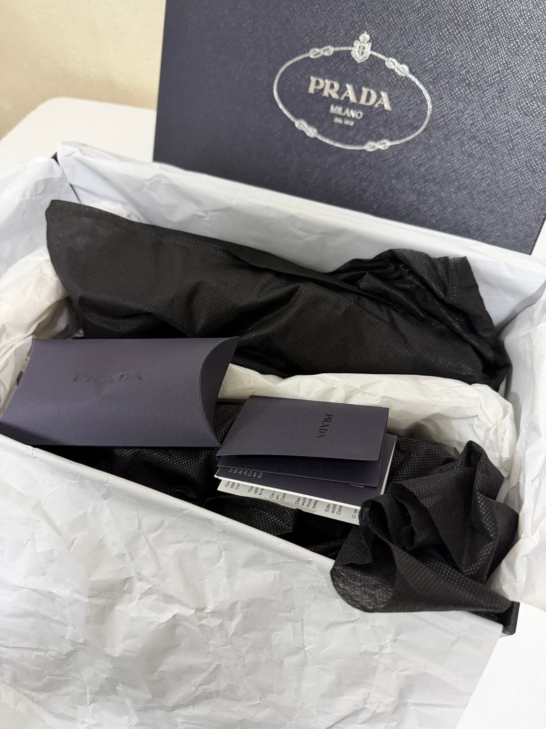 [uk 8] 프라다 컬랩스 리나일론 블랙 상품이미지2