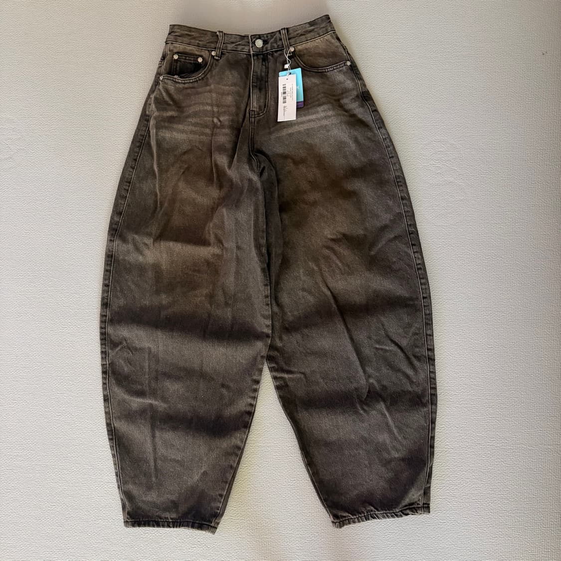 스탠다드에러 벌룬핏 워싱 와이드 데님팬츠 상품이미지1